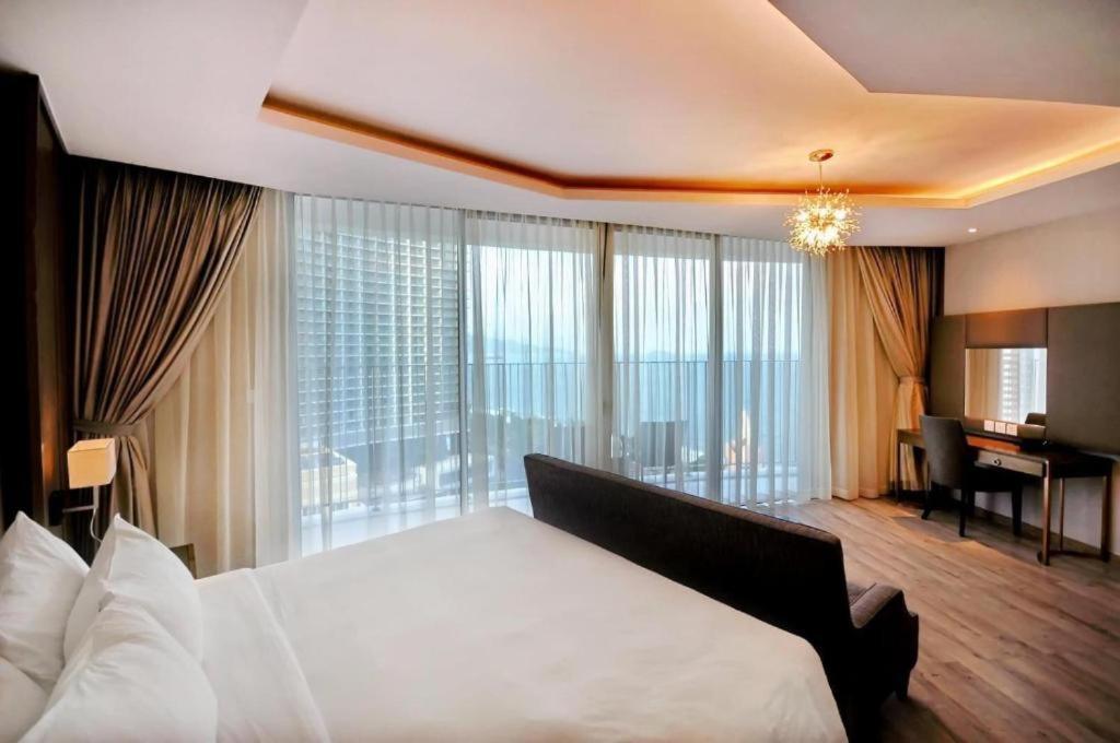 Luxury Seaview Panorama Nha Trang By Luna Екстер'єр фото