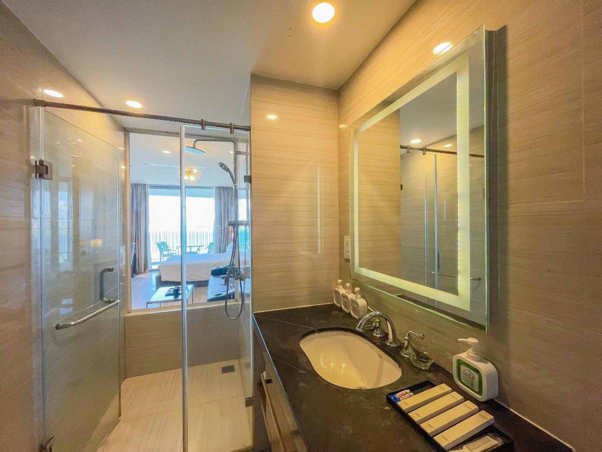 Luxury Seaview Panorama Nha Trang By Luna Екстер'єр фото
